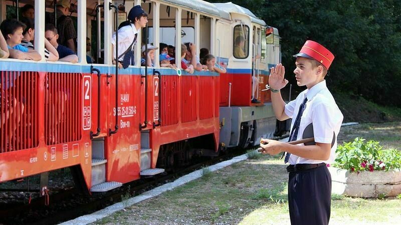 Чух-чух по-венгерски: детская железная дорога в Будапеште Будапешт,Венгрия,детская железная дорога