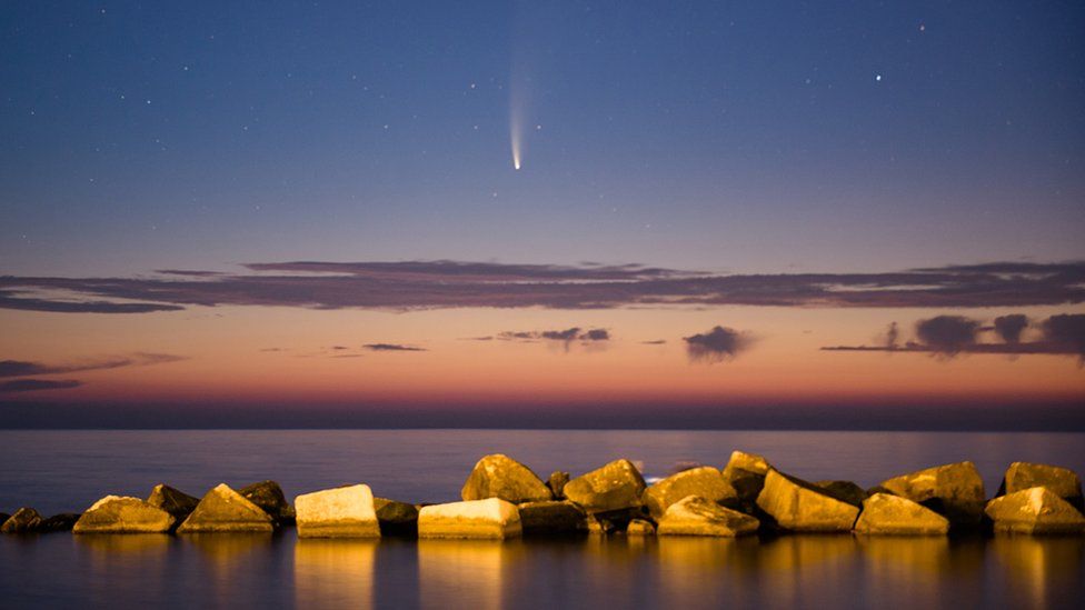 Фото: комета Неовайз приближается к Земле. Следующее рандеву - через 6800 лет