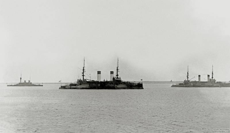 «Жемчуг» и «Изумруд» в Цусиме. Действия крейсеров в дневном бою 14 мая