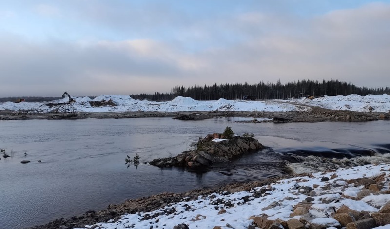 Власти Карелии не усмотрели экологической катастрофы из-за прорыва дамбы на ГЭС