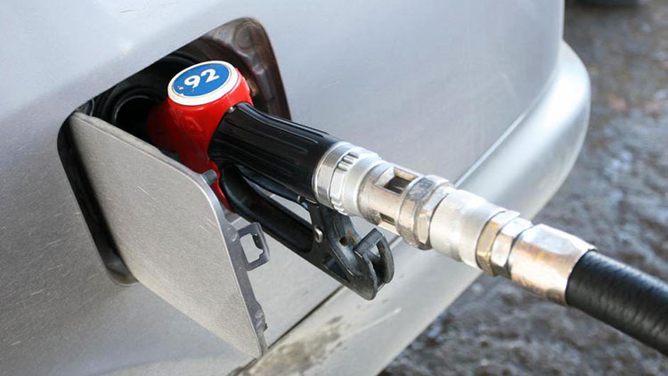 Вредные привычки водителей, которые могут угробить автомобиль