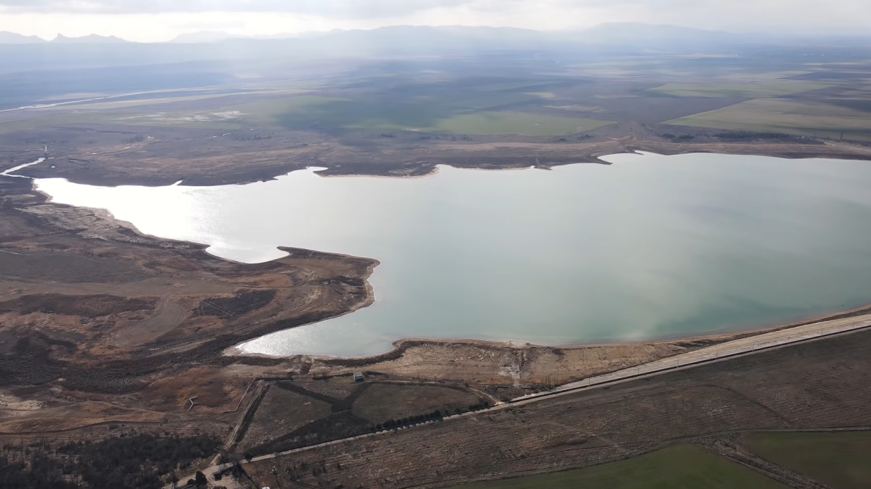 Насколько сейчас наполнено Феодосийское водохранилище в Крыму, которое считают обмелевшим