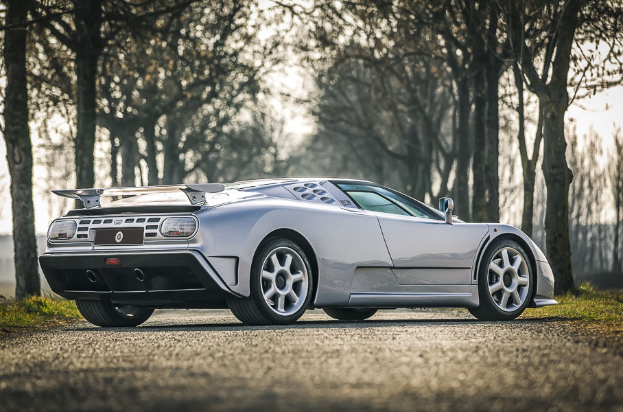 Крестный отец: великому Bugatti EB110 исполнилось 30 лет Читальный зал