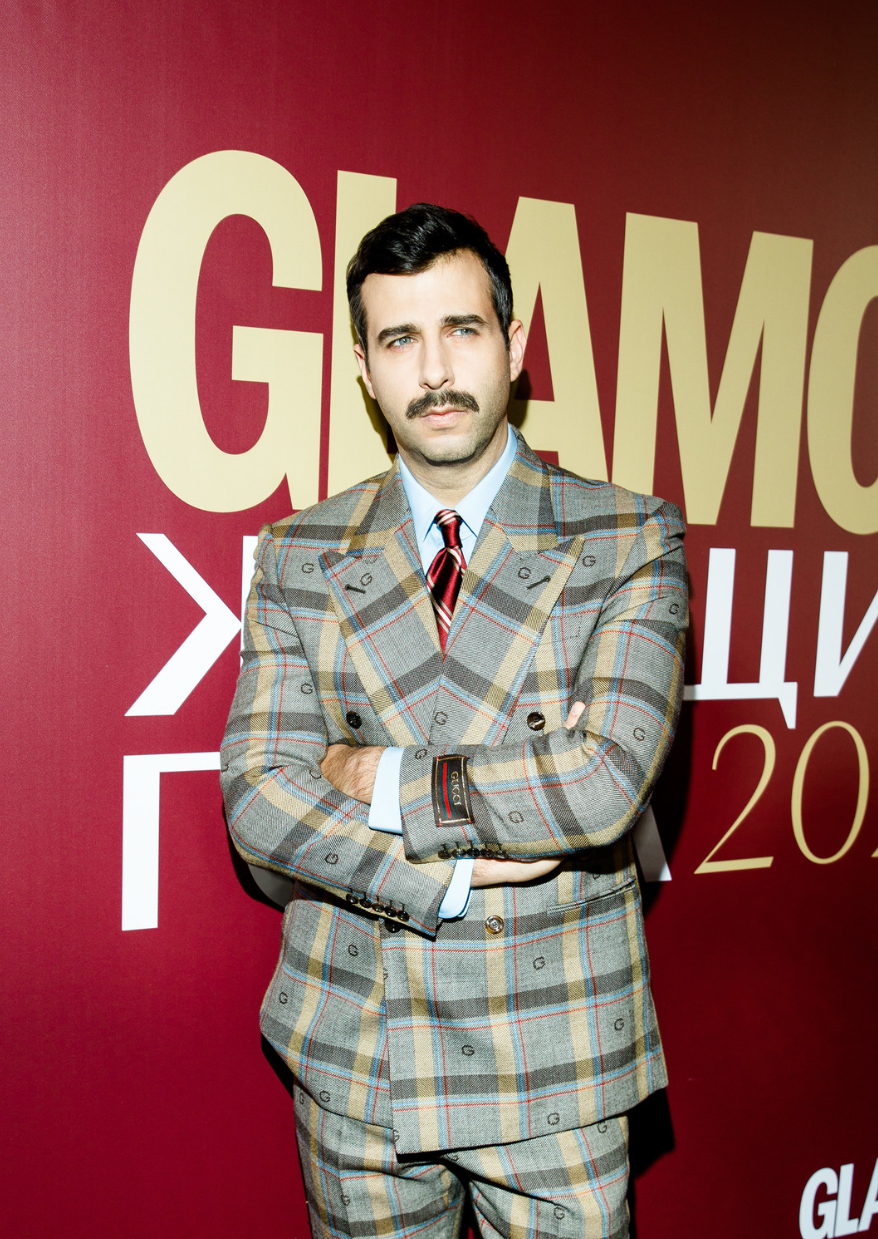 Как сейчас выглядит первая жена Ивана Урганта, в браке с которой он прожил всего полтора месяца Ургант, Карина, Кикнадзе, Натальей, супруги, месяца, сразу, после, Спустя, своих, старше, полтора, телеведущего, почти, первой, вместе, апреля, очень, вышла, второго