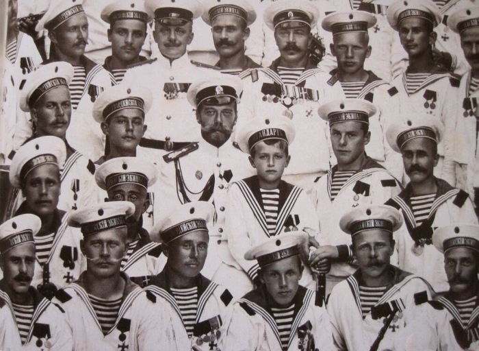 Редкие фотографии последнего российского императора Николая II в кругу семьи интересное