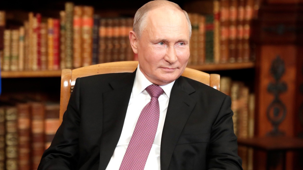 Президент Владимир Путин празднует свое 69-летие