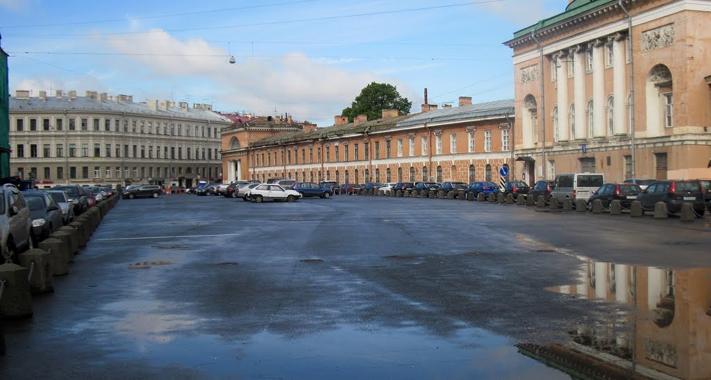 Конюшенная площадь санкт петербург