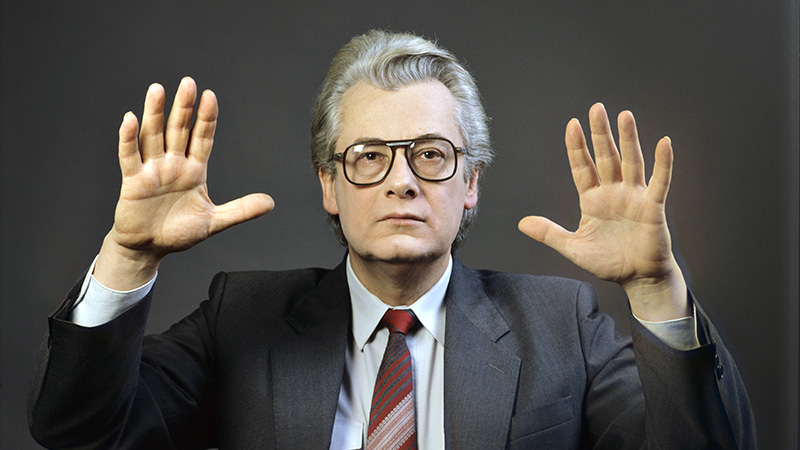 МЕЖДУ СОРОСОМ И НАВАЛЬНЫМ: ВЫСШАЯ ШКОЛА КОРРУПЦИИ ЛИШИЛАСЬ НАЧАЛЬНИКА МЕЖДУ СОРОСОМ И НАВАЛЬНЫМ: ВЫСШАЯ ШКОЛА КОРРУПЦИИ ЛИШИЛАСЬ НАЧАЛЬНИКА россия