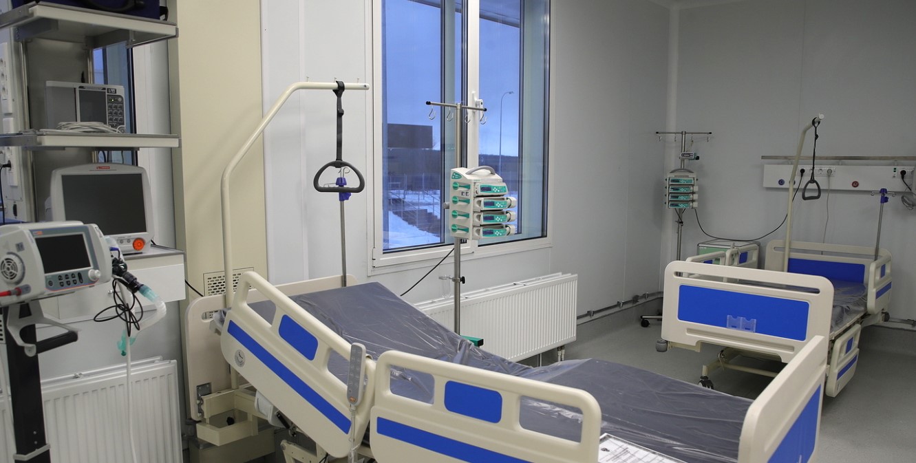 Десять человек лечатся в новой инфекционной больнице Ростова
