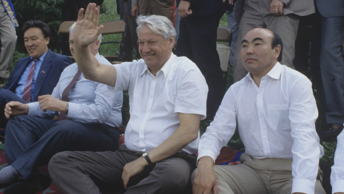 Борис Ельцин - еще одна крайне противоречивая личность нашей недавней политической истории.-12