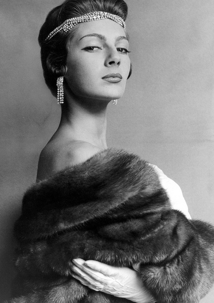 Как вице-мисс Россия — 1936 спустя 95 лет после эмиграции посетила родину Как вице-мисс Россия — 1936 спустя 95 лет после эмиграции посетила родину Заморские звезды