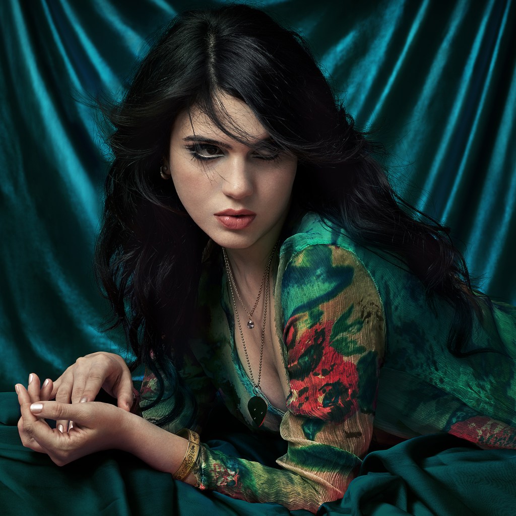 Джулия Камминг  из Sunflower Bean начинает сольную карьеру. beck,chris coady,julia cumming,led zeppelin,nick kivlen,olive faber,pink floyd,pop-музыка,robert jones,sunflower bean,t,rex,джулия камминг,крис коуди,ник кивлен,роберт джонс брайан,роджер джозеф мэннинг,эдгар райт (edgar wright)