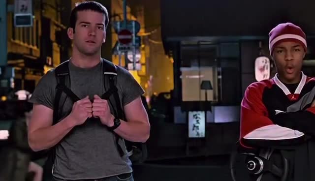 Новый самый смешной мем 2026 года: Хан из «Тройного форсажа» встречает Шона на локомотиве