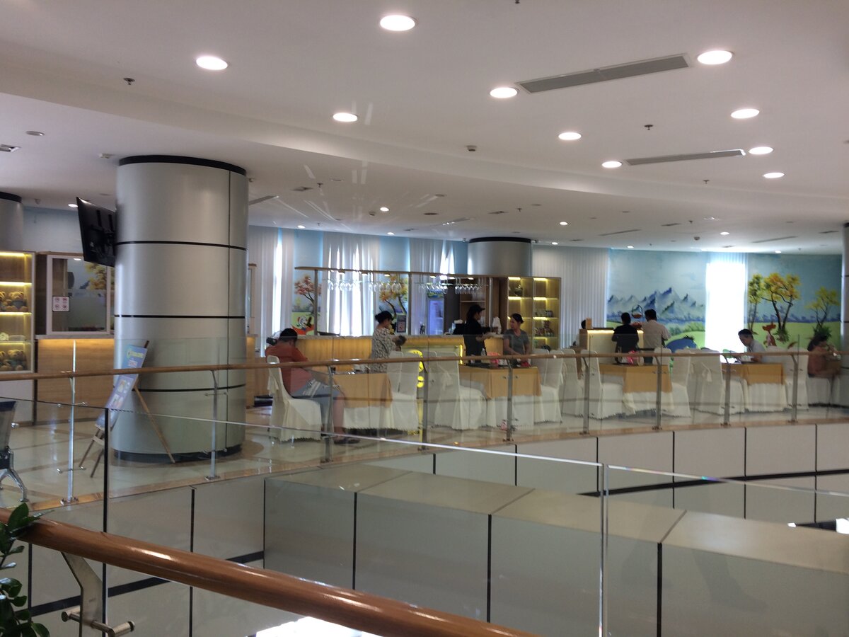 Попали во вьетнамскую больницу: это вам не Россия новости,события