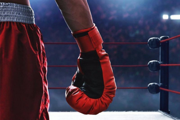 «Миссия чемпиона» в Севастополе: зрелищный мастер-класс по боксу