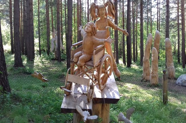 Эти 2 мастера за 10 дней из бревна сосны сотворили чудо! Давайте не будем равнодушными и поставим класс. Эти 2 мастера за 10 дней из бревна сосны сотворили чудо! Давайте не будем равнодушными и поставим класс. handmake