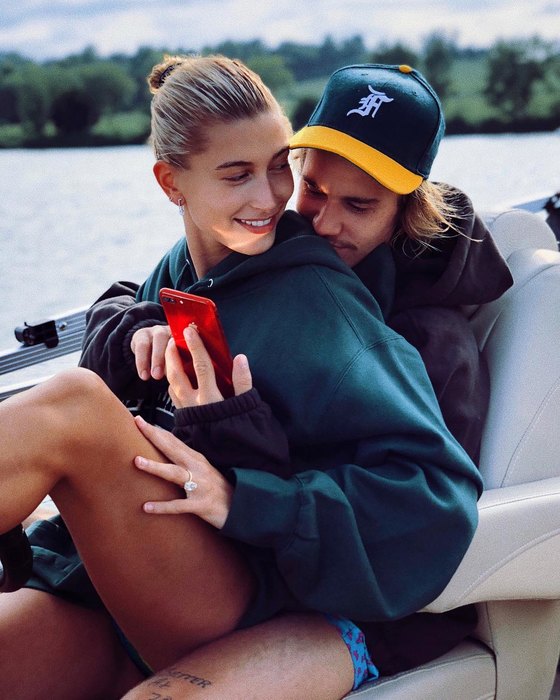 Чем хвастаются знаменитости в Instagram