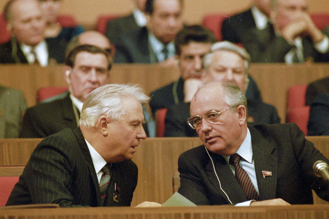 Егор Лигачев: Не я являлся инициатором антиакогольной кампании Егор Лигачев: Не я являлся инициатором антиакогольной кампании