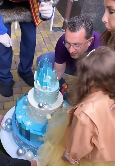 Кети Топурия устроила сказочный праздник в честь дня рождения своей дочки Оливии Дети,Дети знаменитостей