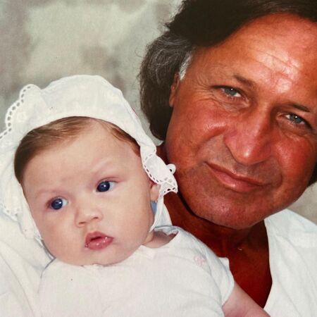 Отец Джиджи Хадид поздравил ее с днем рождения, но его за это раскритиковали Дети,Дети знаменитостей