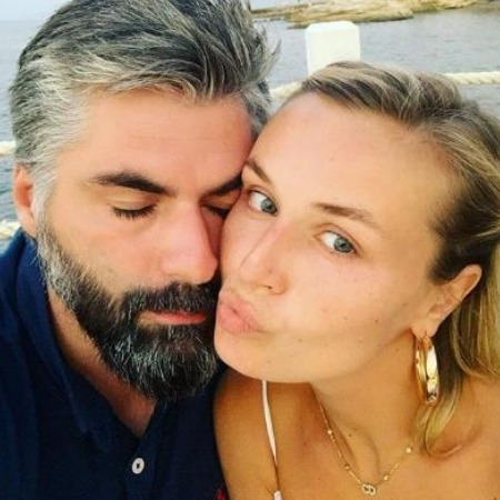 Полина Гагарина официально подала на развод с Дмитрием Исхаковым Звездные пары