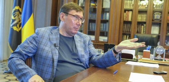 Луценко доигрался: генпрокурор Украины может снова сесть из-за открытого НАБУ уголовного дела