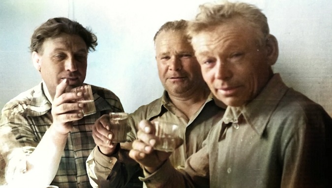 Чем закусывали водку в рюмочных в СССР?