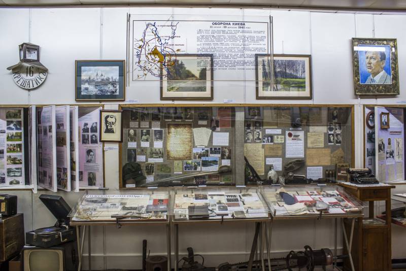 Репортаж Колорадского Таракана. Островский. Окончание истории украина