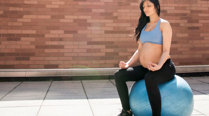 Фитнес во время беременности. Можно ли заниматься спортом?