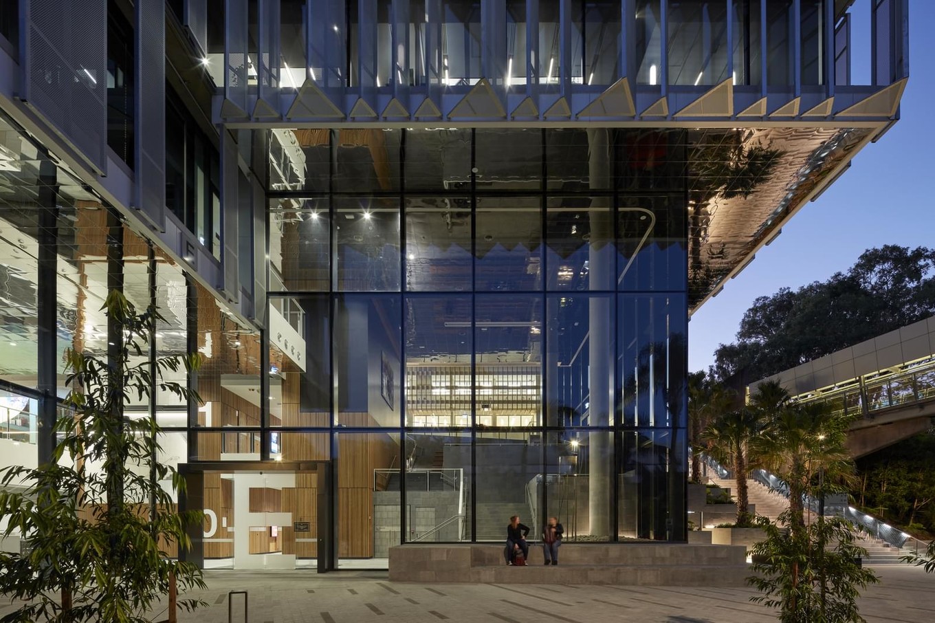 Образовательный центр при Технологическом университете Квинсленда 