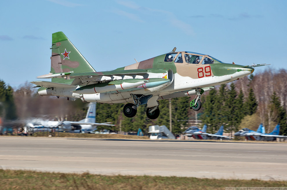 Су-25