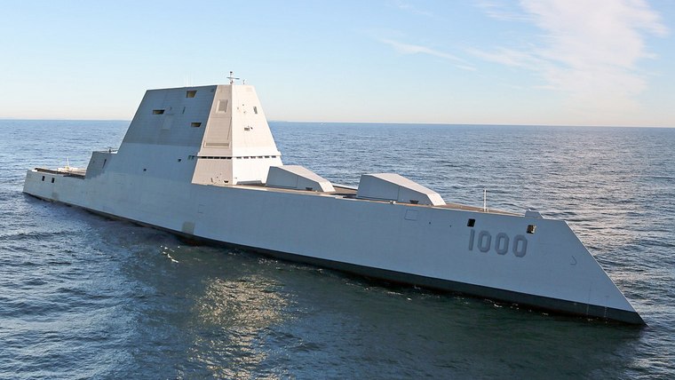 1200px-Future_USS_Zumwalt's_first_underway_at_sea