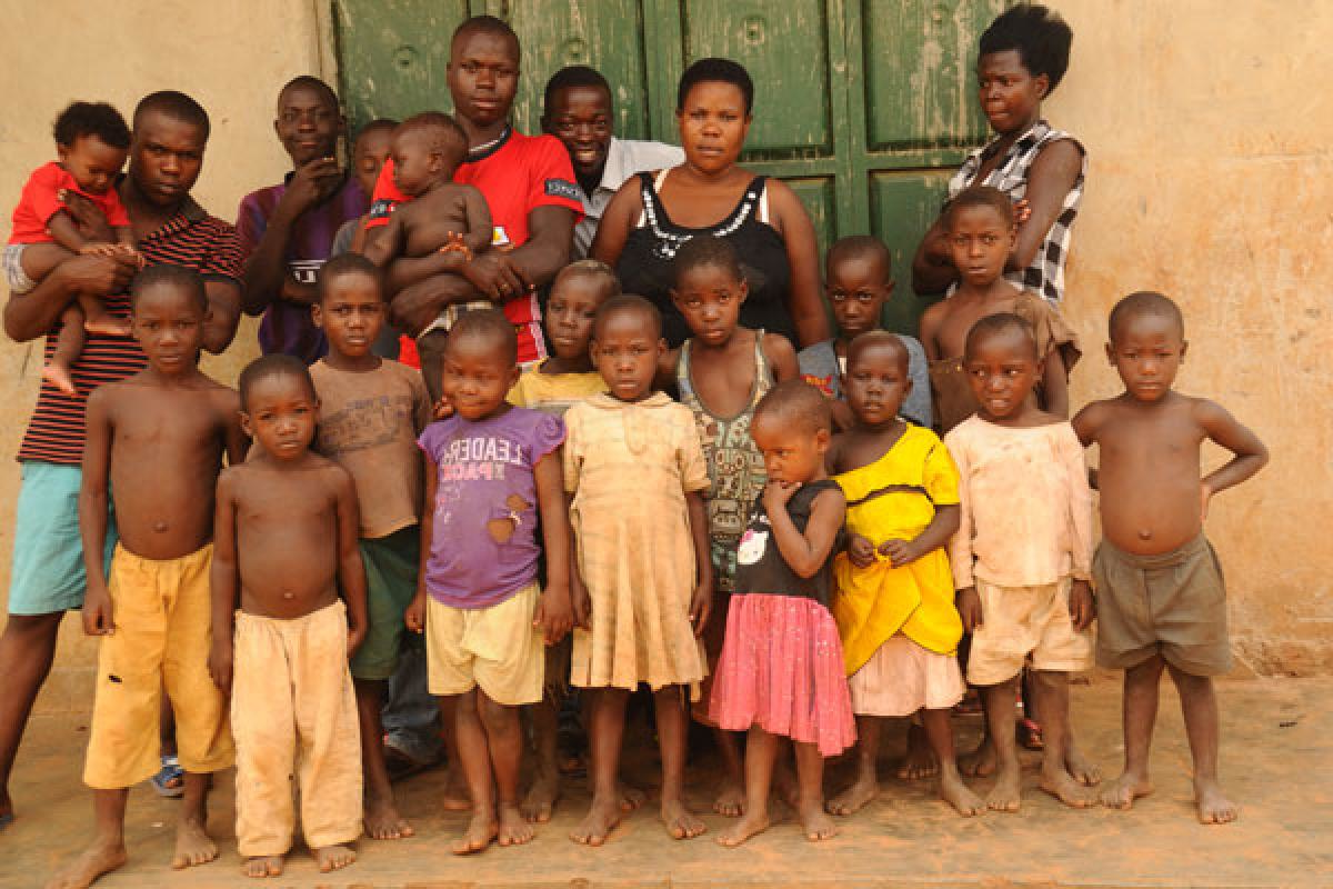 Женщина 44 детей. Мариам Набатанзи из Уганды. Мариам Набатанзи из Уганды сейчас.
