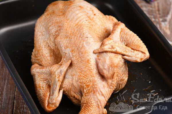 Очень вкусная и красивая запеченная курица целиком: все дело в простом маринаде Курицу, курицу, запекании, маринад, немного, время, размещаем, заправляем, соевого, подгорели, чтобы, крылышки, соуса4, вынимаем, аппетитно, очень, ровным, запекаем, Периодически, маринадом