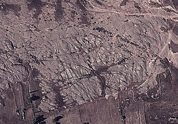 Следы от транспорта во Фригийской долине, которые не имеют научного объяснения Следы от транспорта во Фригийской долине, которые не имеют научного объяснения достопримечательности,наука,путешествия,Фригийская долина