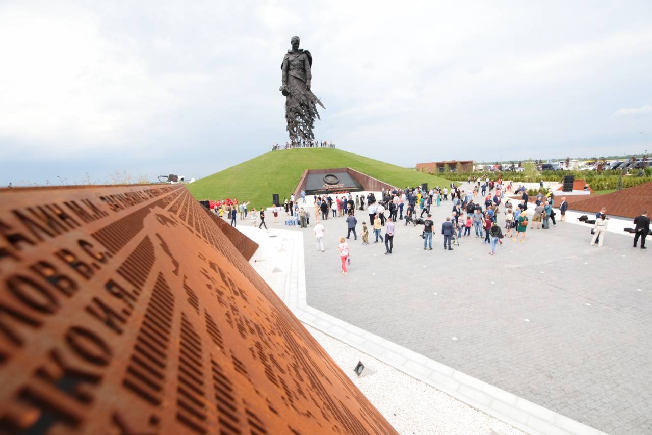 Комплекс под ржевом фото мемориальный