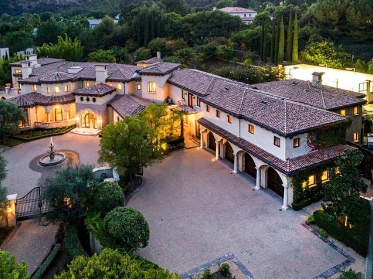 В гостях у Софии Вергары и Джо Манганьелло: экскурсия по новому особняку пары за 26 миллионов долларов Стиль жизни,Дома звезд