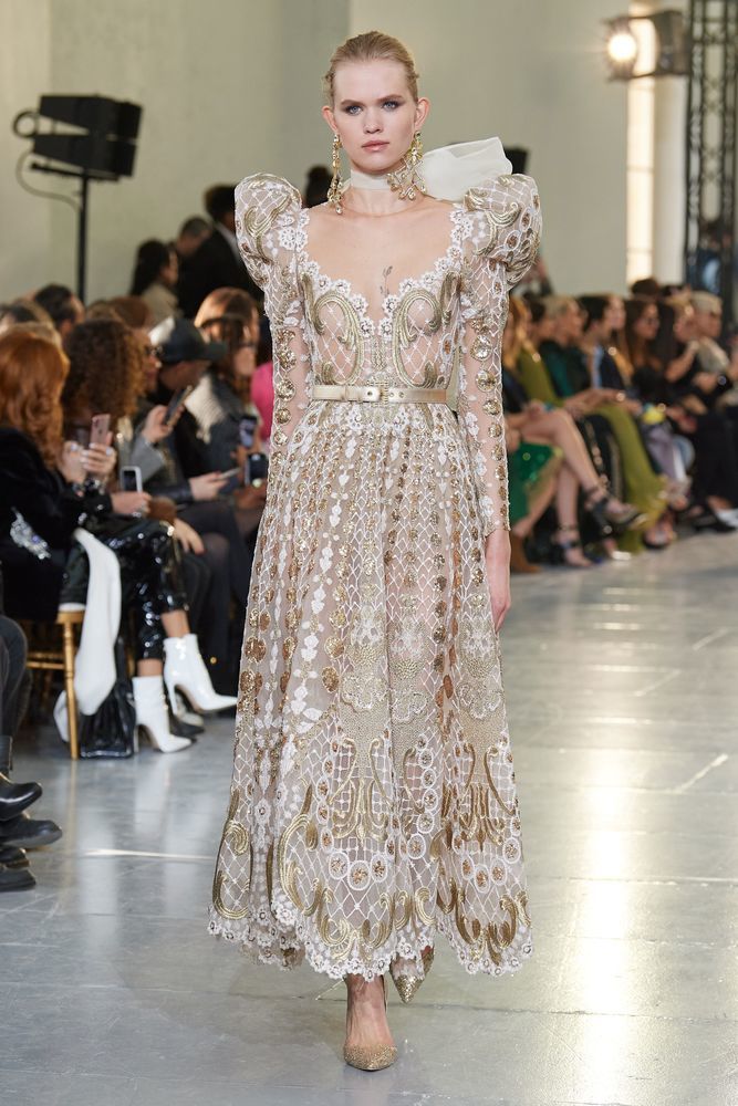 ТОП-20 незабываемых образов из весенне-летней коллекции Elie Saab Haute Couture 2020 Haute, Couture, коллекции, 2020Образ, весенним, можно, коллекцию, которые, наследия, европейского, стыке, сформировались, Поистине, мотивами, мексиканской, украсить, решил, десятилетия, нового, Первую