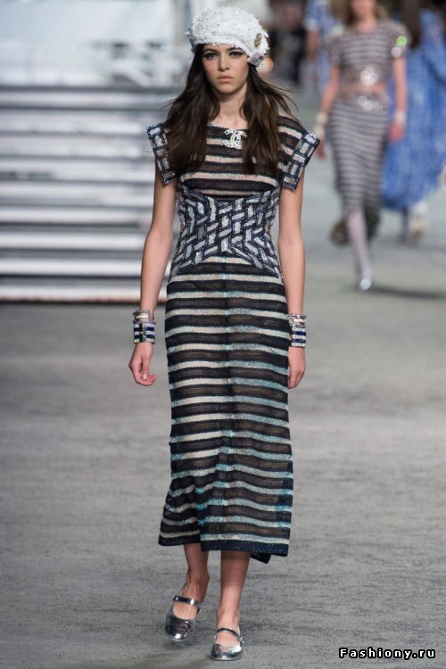 Chanel 2019 круизная коллекция Chanel 2019 круизная коллекция