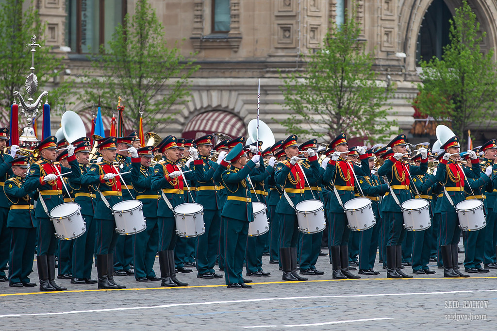 Парада победы 9. Оркестр на параде Победы красная площадь 2019. Парад Победы в Москве 9 мая 2019 года. Военный оркестр на параде Победы 2019. Москва военный парад 9 мая 2019.