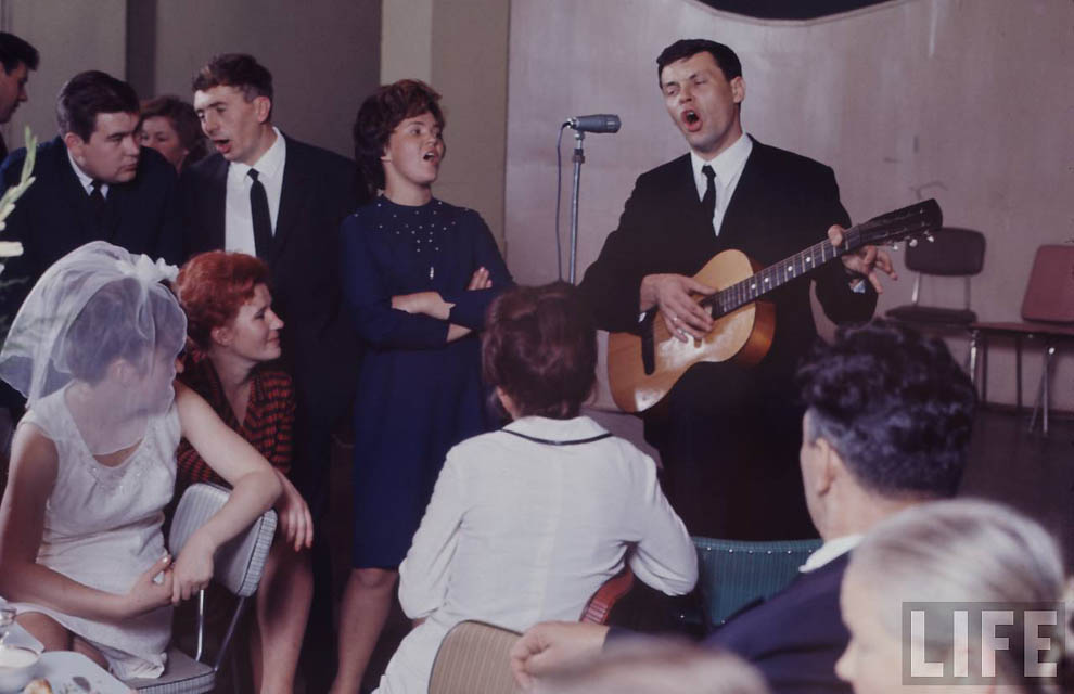 Молодые шестидесятых Молодые шестидесятых