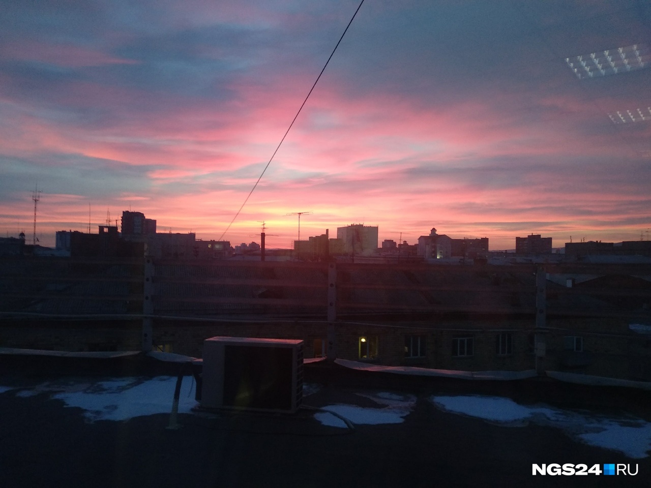 Рассвет 10 мая 2024 в воронеже. Солнце рассвет. Ещё только рассвет 14. Рассвет во владимире фото. Восход солнца календарь.