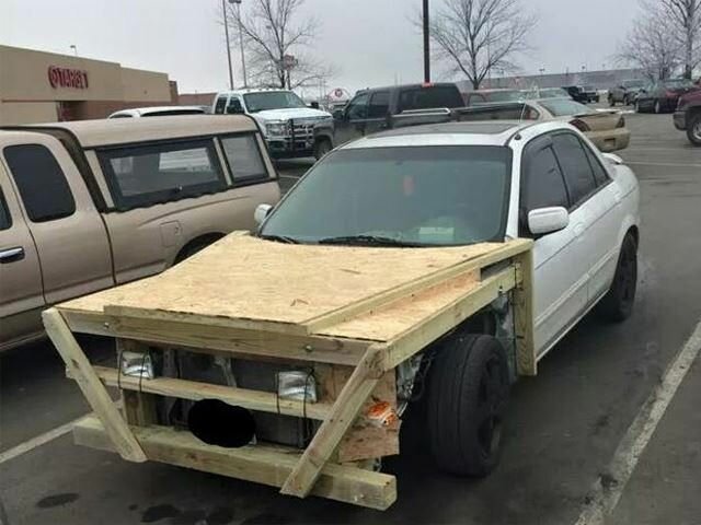 Пссс, парниша, тормози, мы те тачку подобрали и объяву накатали Пссс, парниша, тормози, мы те тачку подобрали и объяву накатали