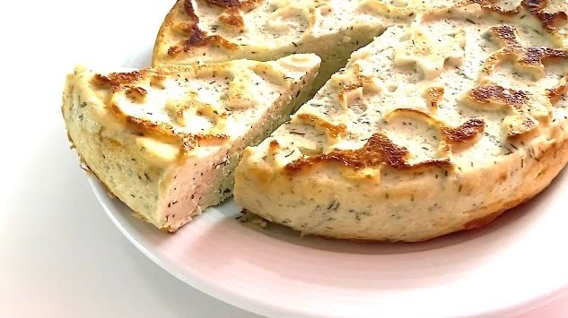 Творожная запеканка с чесноком и укропом⁠⁠