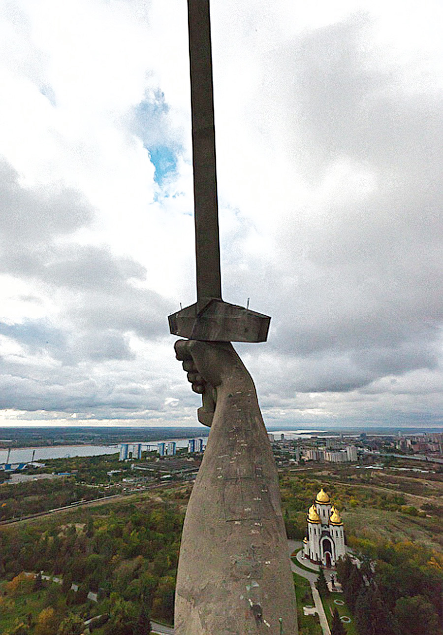 Родина мать волгоград внутри фото