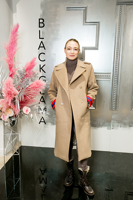 Елена Лядова, Оксана Акиньшина, Олеся Судзиловская и другие на открытии выставки в ГУМе светская жизнь, елена лядова, оксана акиньшина, олеся судзиловская