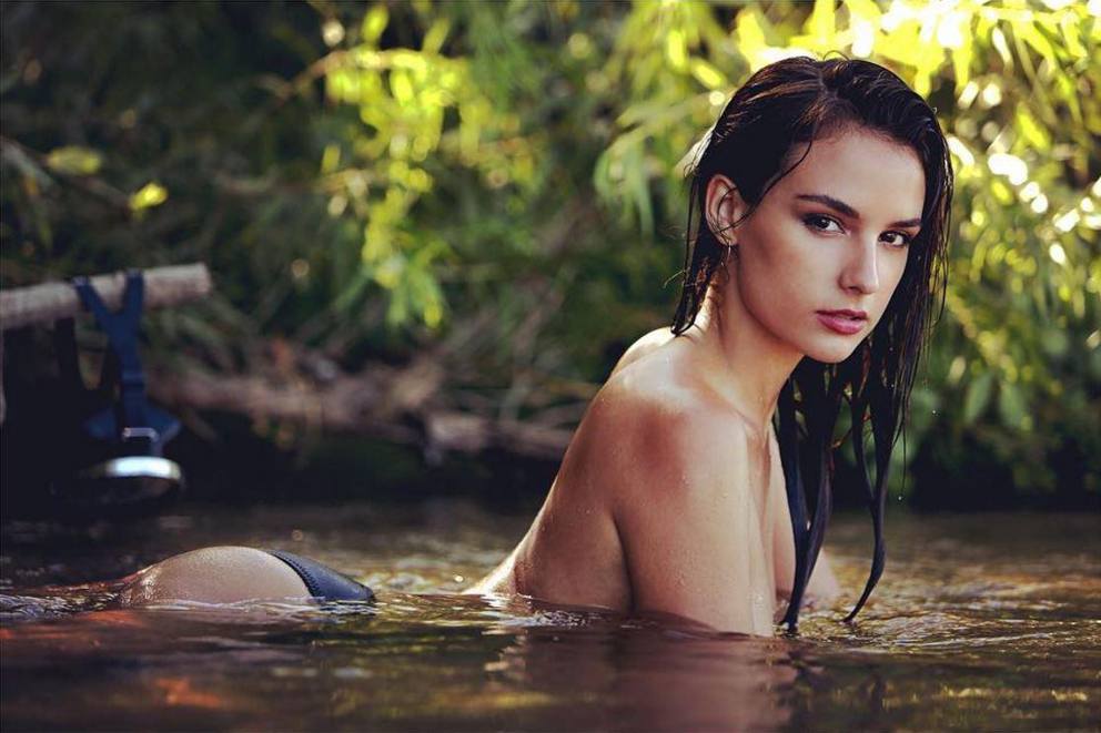 Самые горячие дочки футболистов женщины