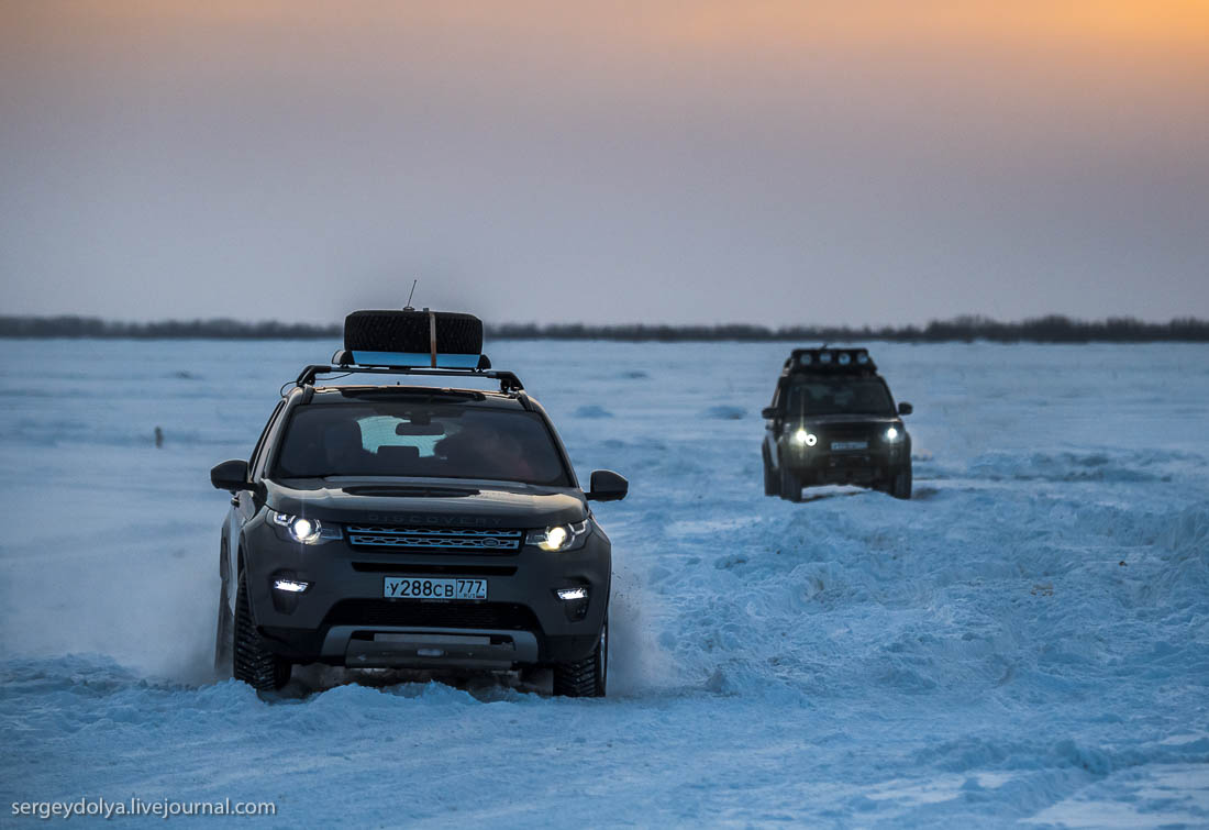 renault duster и land rover discovery