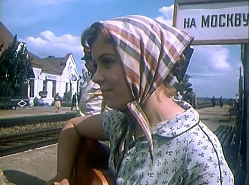 Девушка без адреса едет покорять Москву