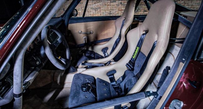 Два редких рестомода Porsche 911 выставили на продажу в Германии Автомобили